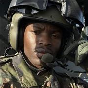 Technicien aéronautique dans l’armée :
Diplômée d’un Bac technologique et une licence en aéronautique.